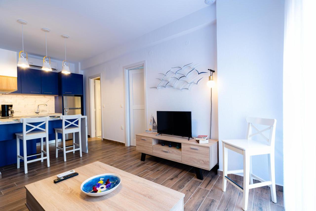 Ferienwohnung Elvis Nest Nea Moudania Exterior foto