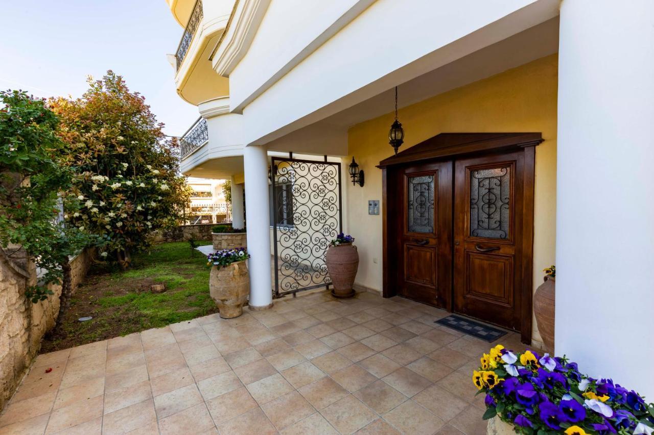 Ferienwohnung Elvis Nest Nea Moudania Exterior foto